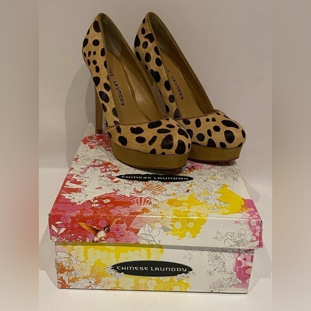 NEW Chinese Laundry Wave Length Light Natural Pony Hair Platform Pump Size 7.5M - Picture 11 of 16
